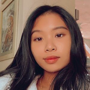 Meet your Posher, Alexya